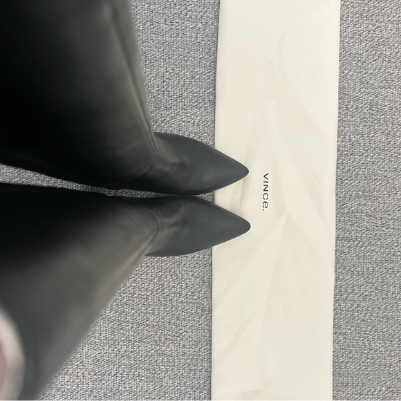 Vince Pilar Black Leather Knee Tall Boot Zip Block Stacked Heel 5.5M 35.5M - Picture 7 of 10
